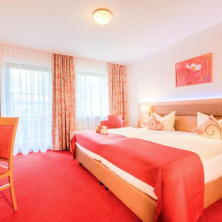 Stroebinger Hof - Therme Wellness Resort Bad Endorf Eksteriør billede