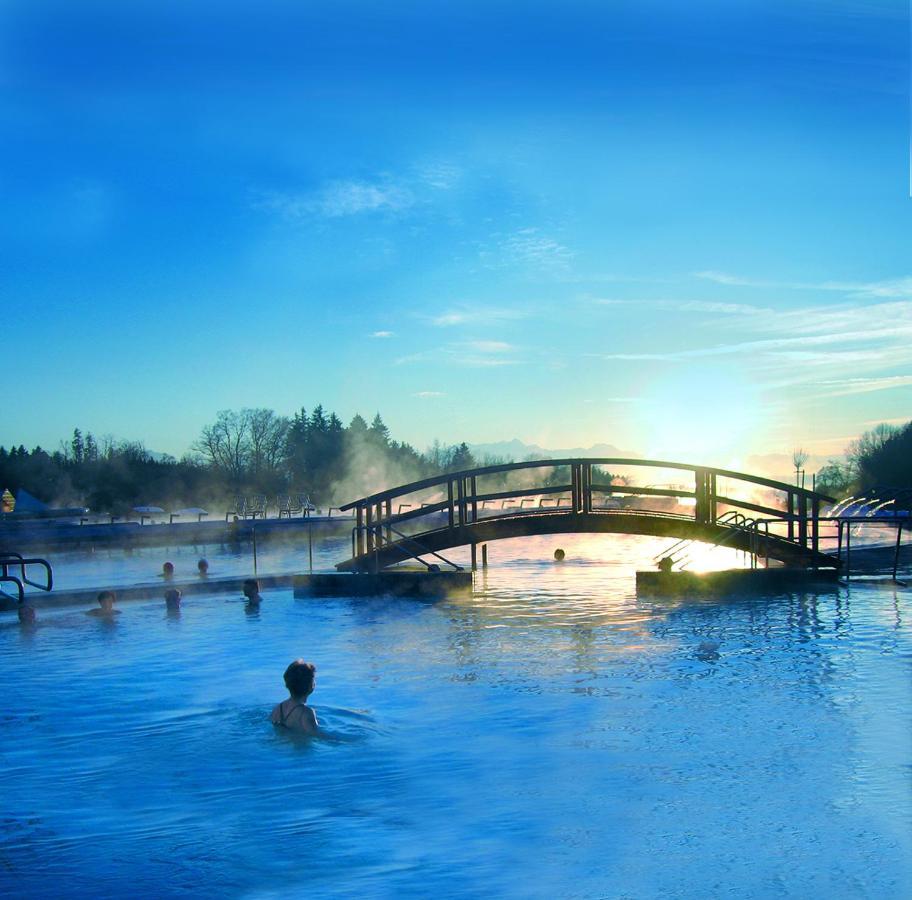 Stroebinger Hof - Therme Wellness Resort Bad Endorf Eksteriør billede
