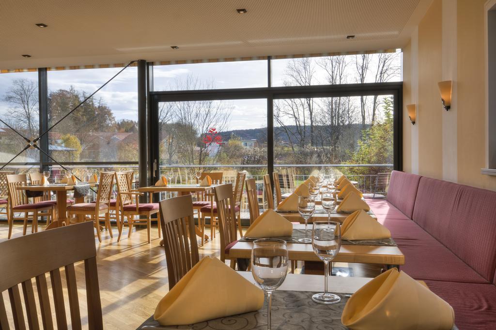 Stroebinger Hof - Therme Wellness Resort Bad Endorf Eksteriør billede