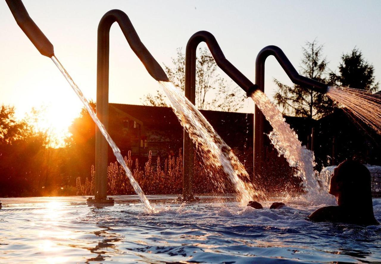 Stroebinger Hof - Therme Wellness Resort Bad Endorf Eksteriør billede
