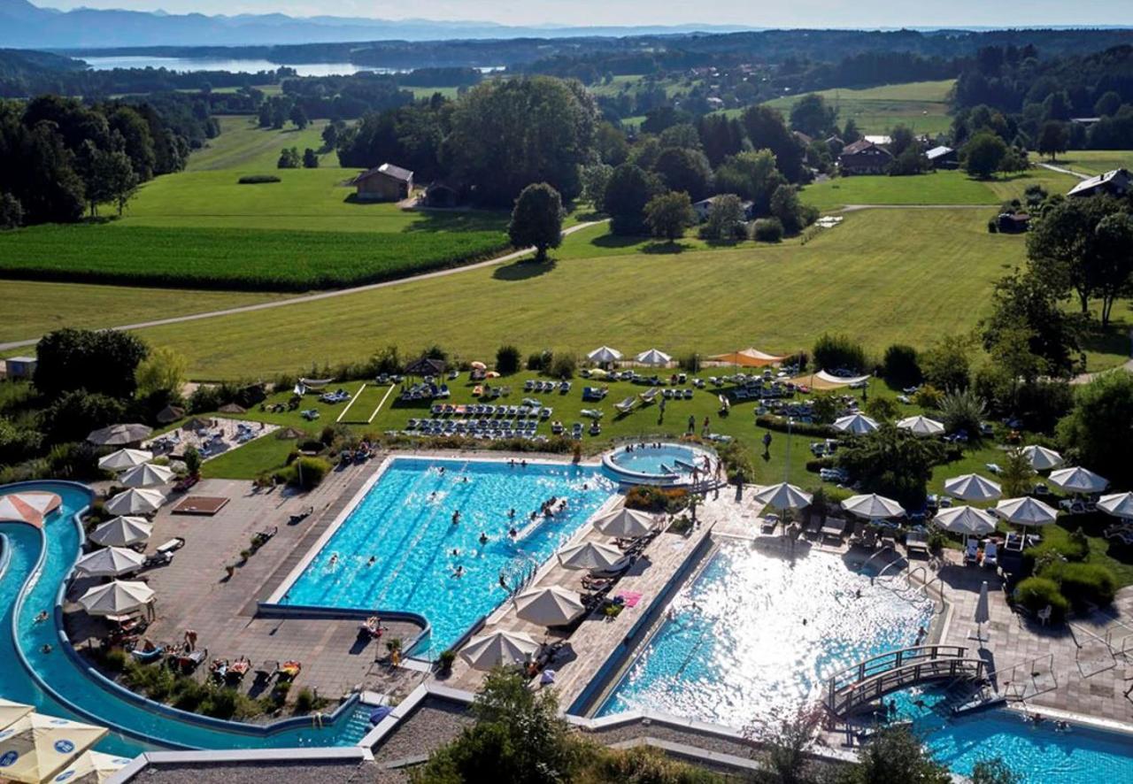 Stroebinger Hof - Therme Wellness Resort Bad Endorf Eksteriør billede