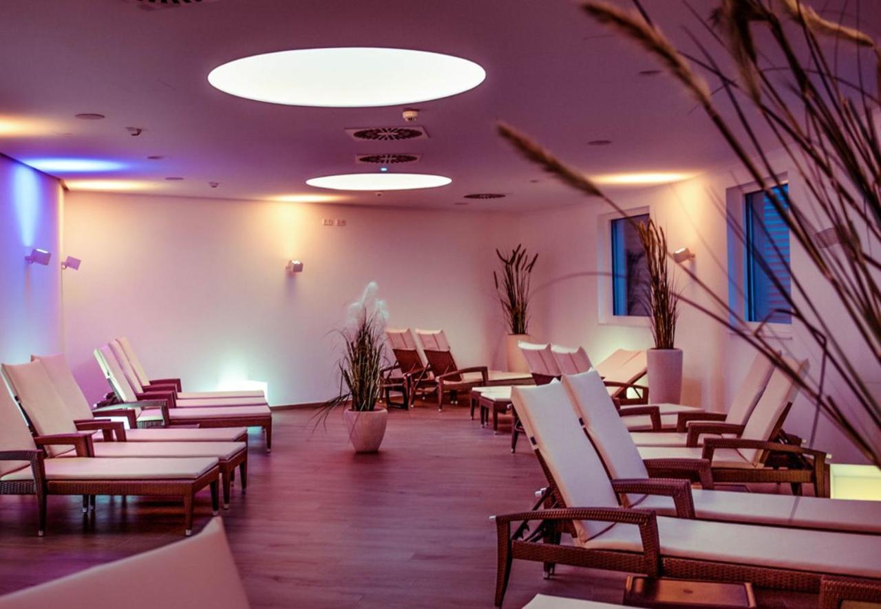 Stroebinger Hof - Therme Wellness Resort Bad Endorf Eksteriør billede