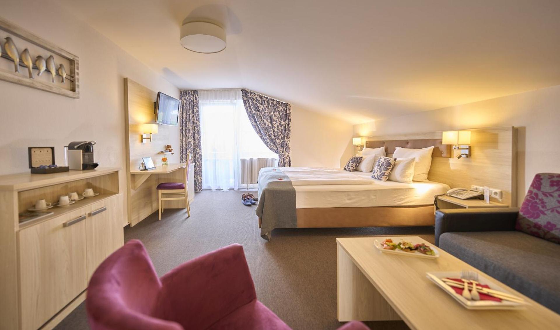 Stroebinger Hof - Therme Wellness Resort Bad Endorf Eksteriør billede