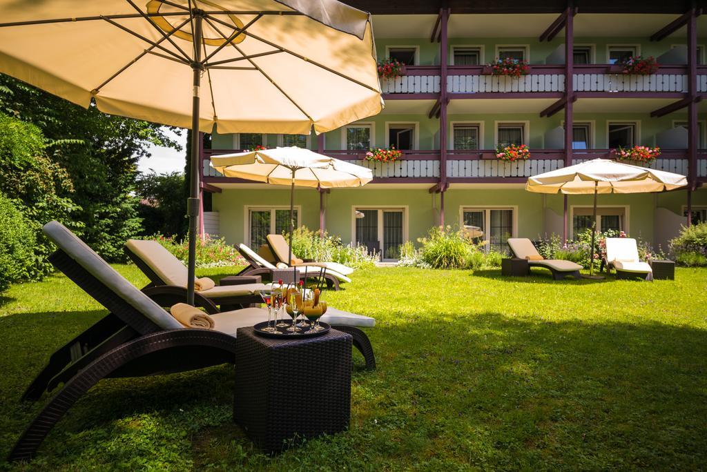 Stroebinger Hof - Therme Wellness Resort Bad Endorf Eksteriør billede