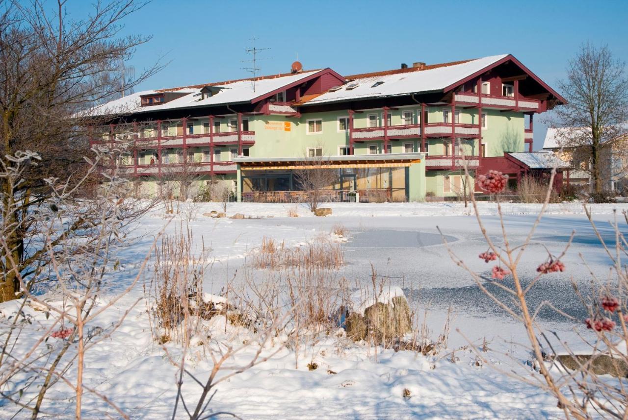 Stroebinger Hof - Therme Wellness Resort Bad Endorf Eksteriør billede